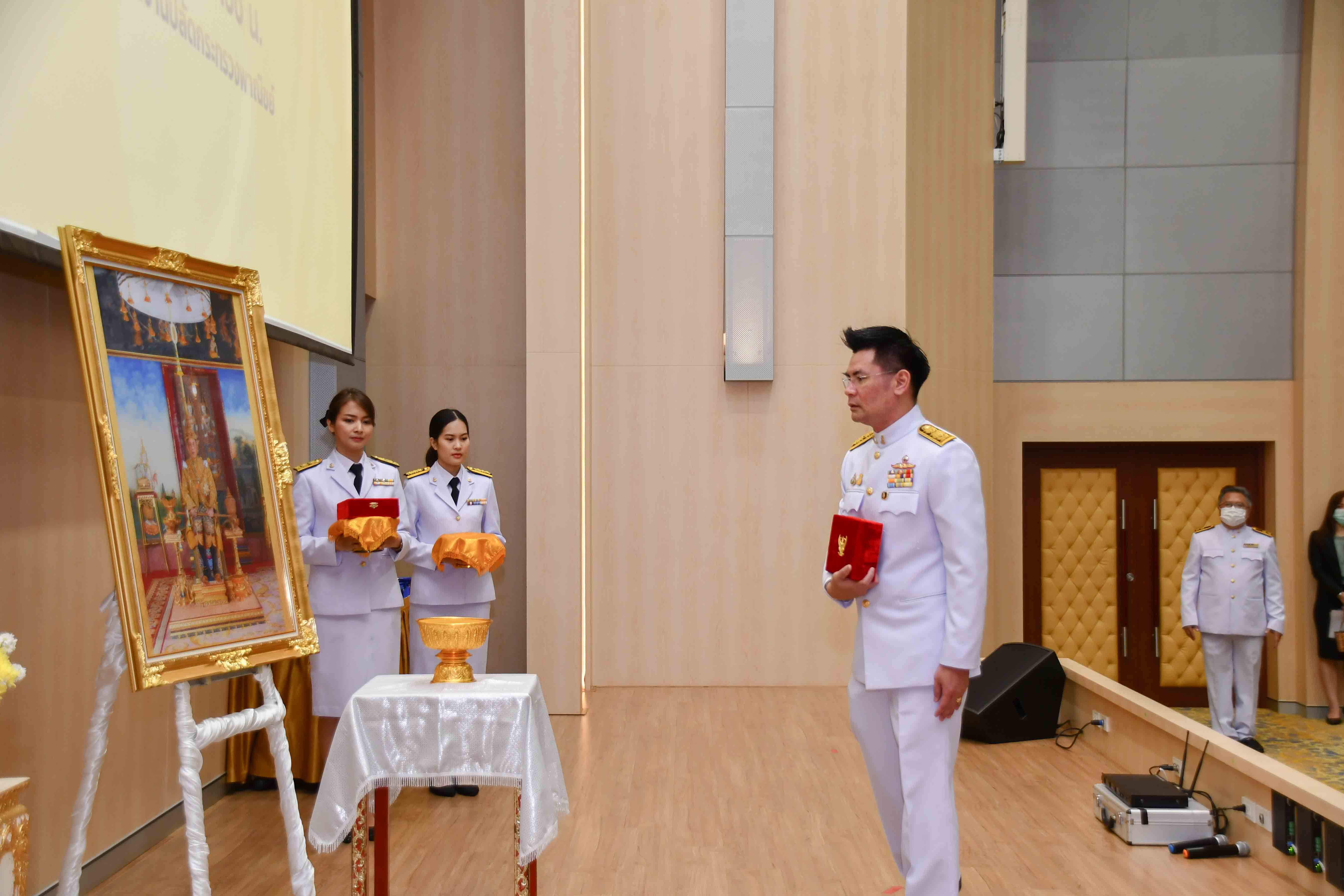 พิธีรับพระราชทานเครื่องราชอิสริยาภรณ์ชั้นสายสะพาย ประจำปี 2563