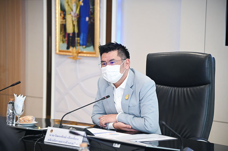 กรมการค้าภายในเเถลงข่าวการปรับราคาขึ้นของสินค้าบะหมี่กึ่งสำเร็จรูป