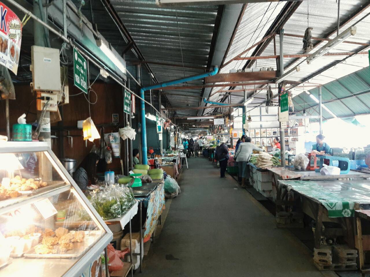11384_บริเวณภายในตลาด.jpg