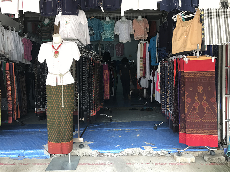 46567_ร้านจำหน่าย เสื้้อผ้า.JPG