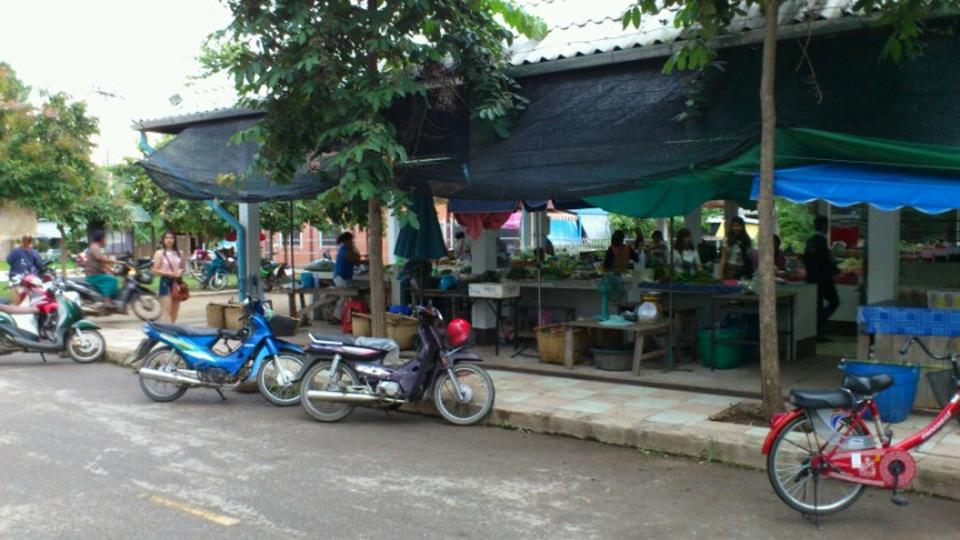 44830_ด้านข้างตลาด.jpg