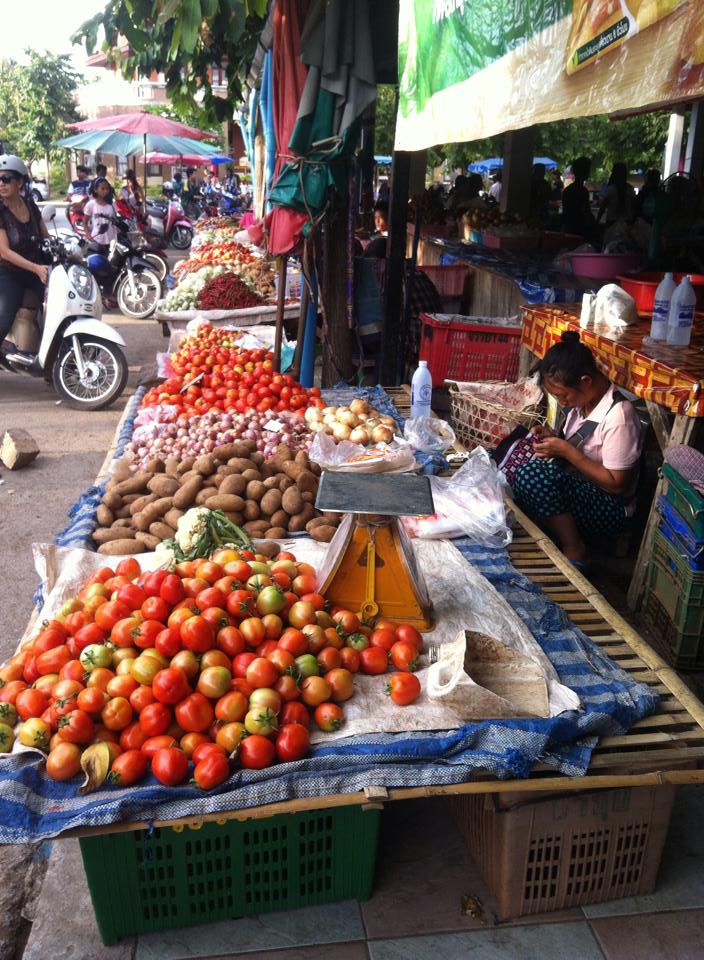 44825_ด้านข้างตลาด.jpg