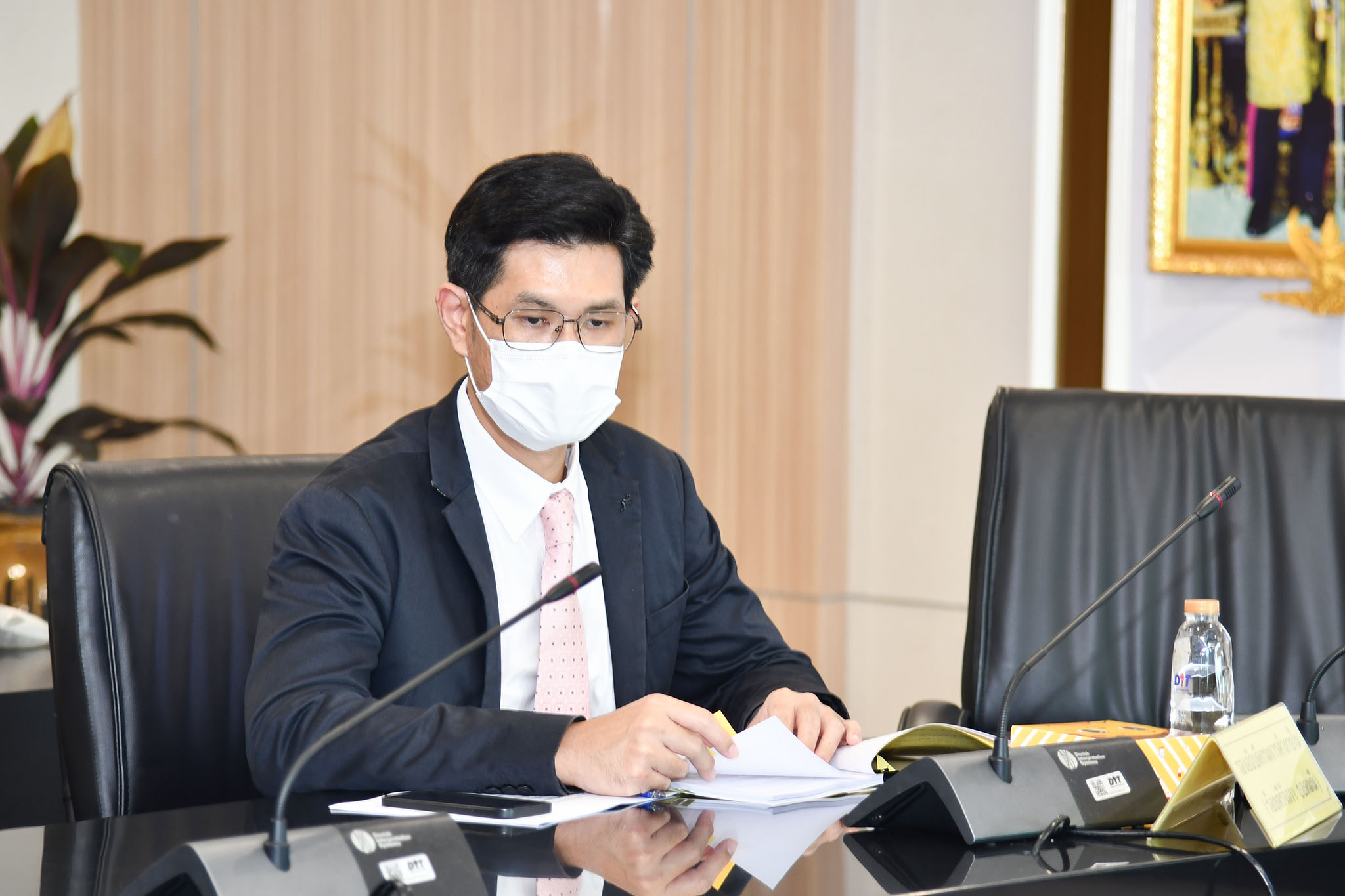 ประชุมตรวจสอบการนำเข้า ข้าวโพดเลี้ยงสัตว์เเละวัตถุดิบทดเเทน