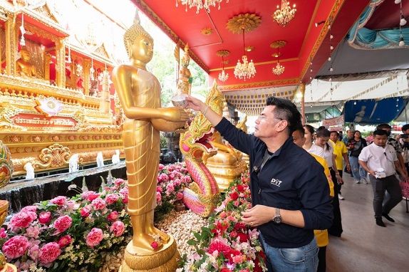 พาณิชย์ชวนเที่ยว เทศกาลสงกรานต์ สืบสานประเพณีไทย