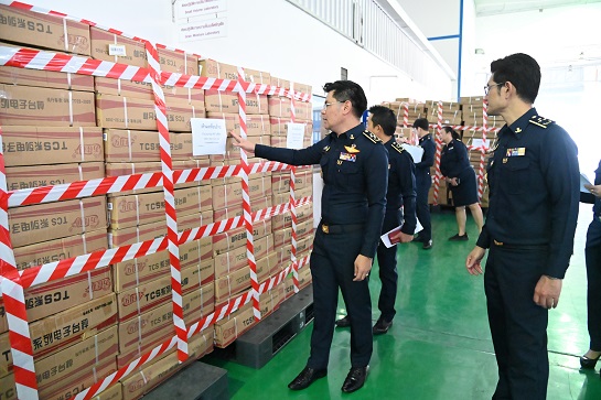 กรมการค้าภายในผนึกกำลัง ปคบ. ลุยจับยึดเครื่องชั่งตวงวัดเถื่อนผ่านร้านค้าออนไลน์