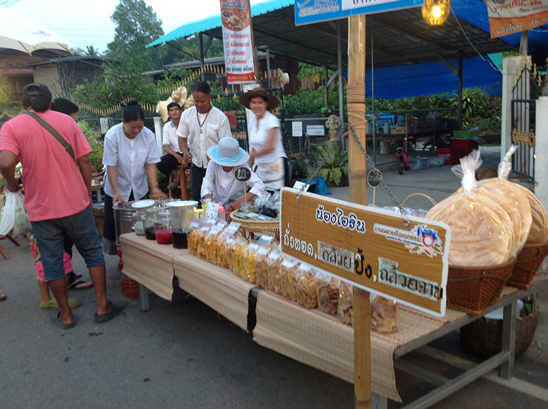 45624_ร้านขายข้าวเกรียบ.JPG