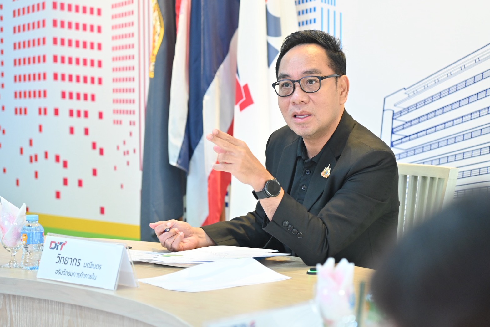 ข่าวเลขที่ 63/2569 พาณิชย์ เกาะติดสถานการณ์ทุเรียนไทย เดินหน้าสำรวจความต้องการตลาด เตรียมแคมเปญยกระดับภาพลักษณ์ทุเรียนคุณภาพ สร้างความเชื่อมั่นผู้บริโภค (23 มกราคม 2568)