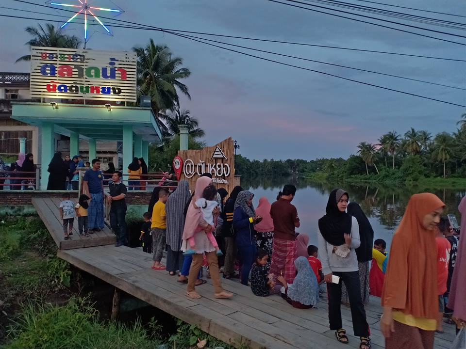 78287_บริเวณตลาด.jpg