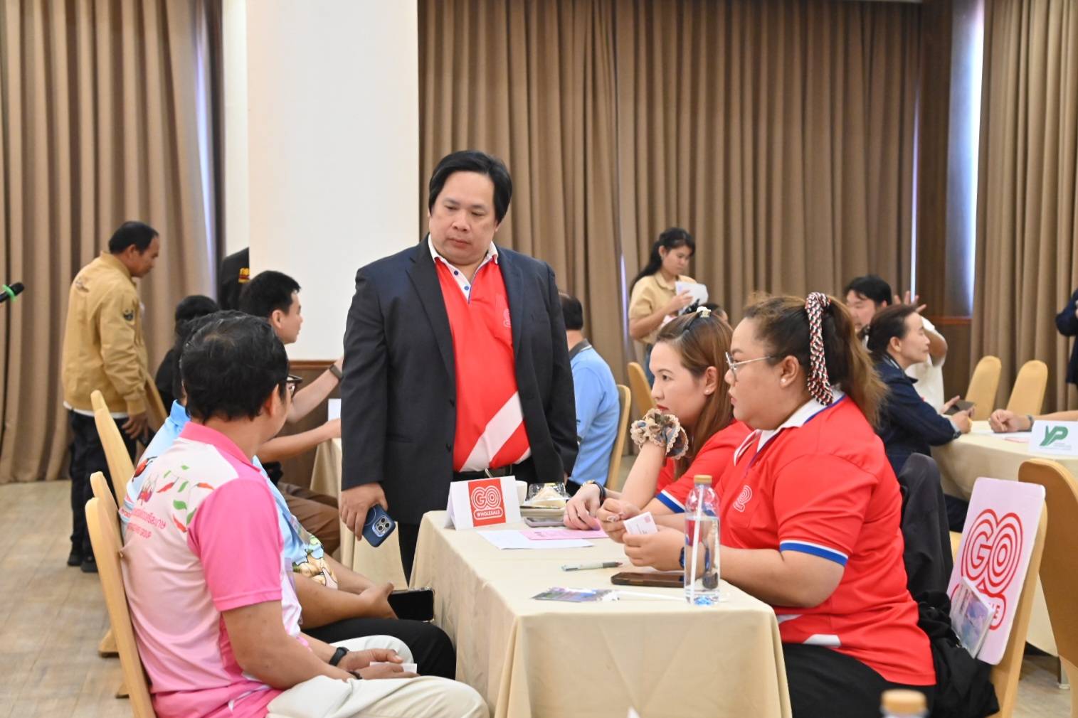 ข่าวที่ 60/2569 พาณิชย์ เร่งพยุงราคาหอมแดงศรีสะเกษ เชื่อมตลาดข้อตกลงทันที 50 ล้านบาท เดินหน้า 3 มาตรการ ดูดซับ–ส่งออกกว่า 7,000 ตัน ดันราคาปรับตัวดีขึ้น (10 มกราคม 2568)