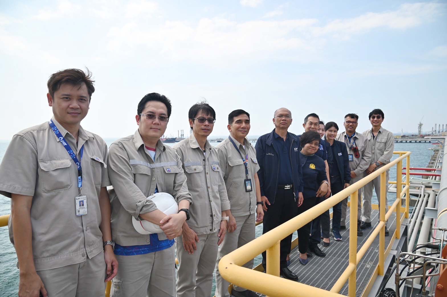 กรมการค้าภายในลงพื้นที่ชลบุรี ตรวจสอบสถานีบริการน้ำมันที่เข้าร่วมโครงการ “หัวจ่ายเชื้อเพลิงมาตรฐาน” สร้างความเชื่อมั่นผู้บริโภค