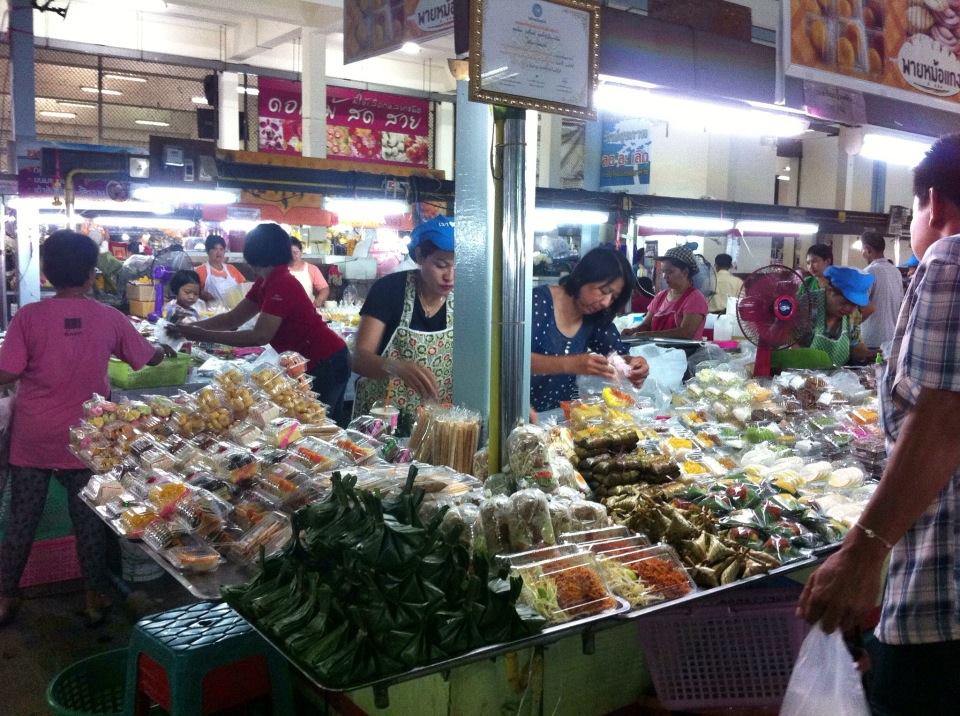 44374_แผงค้า ขนมหวาน.jpg