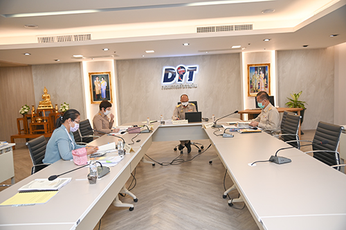 พาณิชย์ประชุมติดตามกองทุนรวมเพื่อช่วยเหลือเกษตรกร