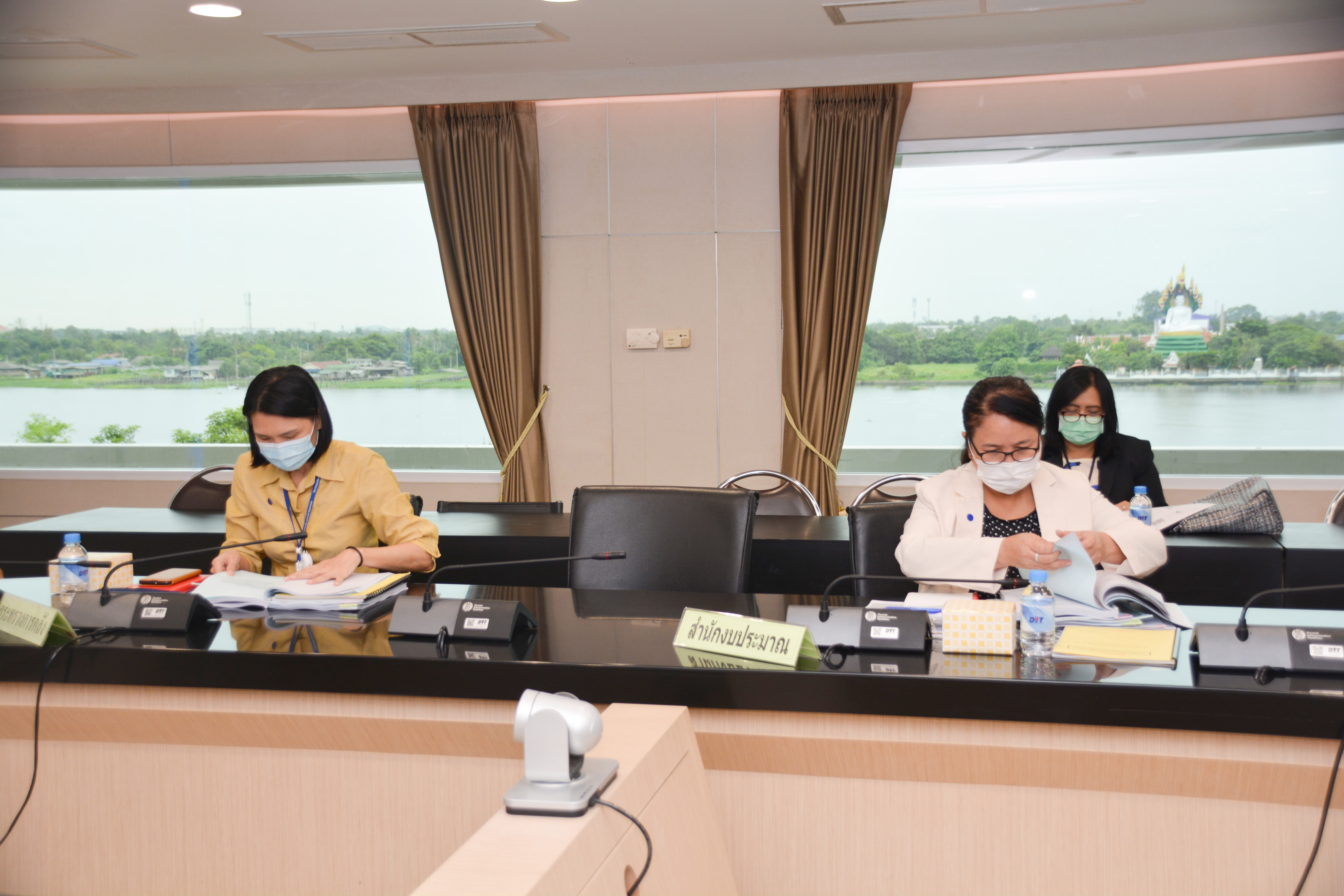  อธิบดีประชุมคณะกรรมการบริหารกองทุนรวมเพื่อช่วยเหลือเกษตรกร (คบท.)