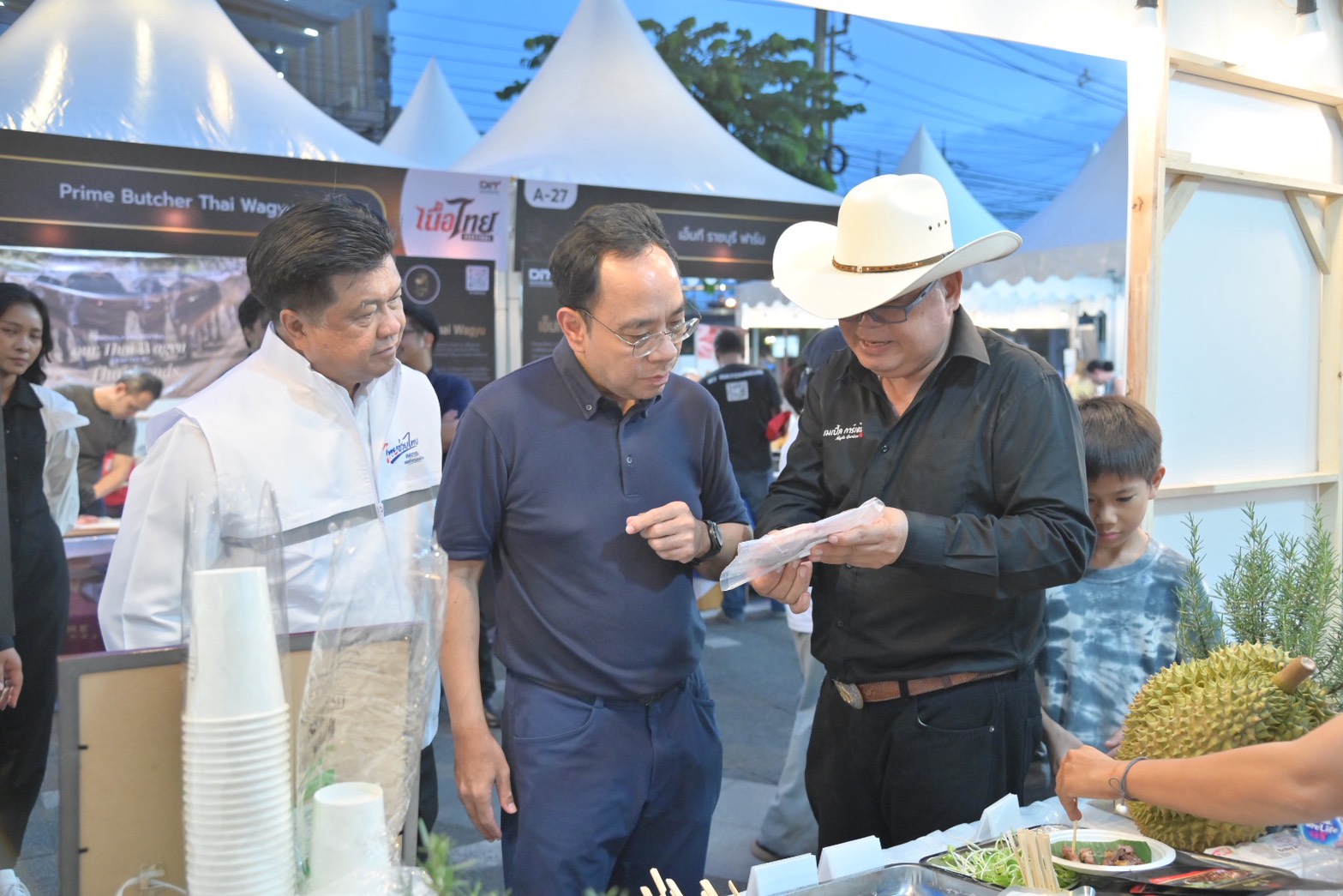 ข่าวเลขที่ 215/2569 กรมการค้าภายในชู “เนื้อไทย FESTIVAL” ขยายตลาดเนื้อโคไทย จับคู่ธุรกิจยอดเบื้องต้น 11 ล้านบาท คาดทะลุ 20 ล้านบาท (29 สิงหาคม 2569)