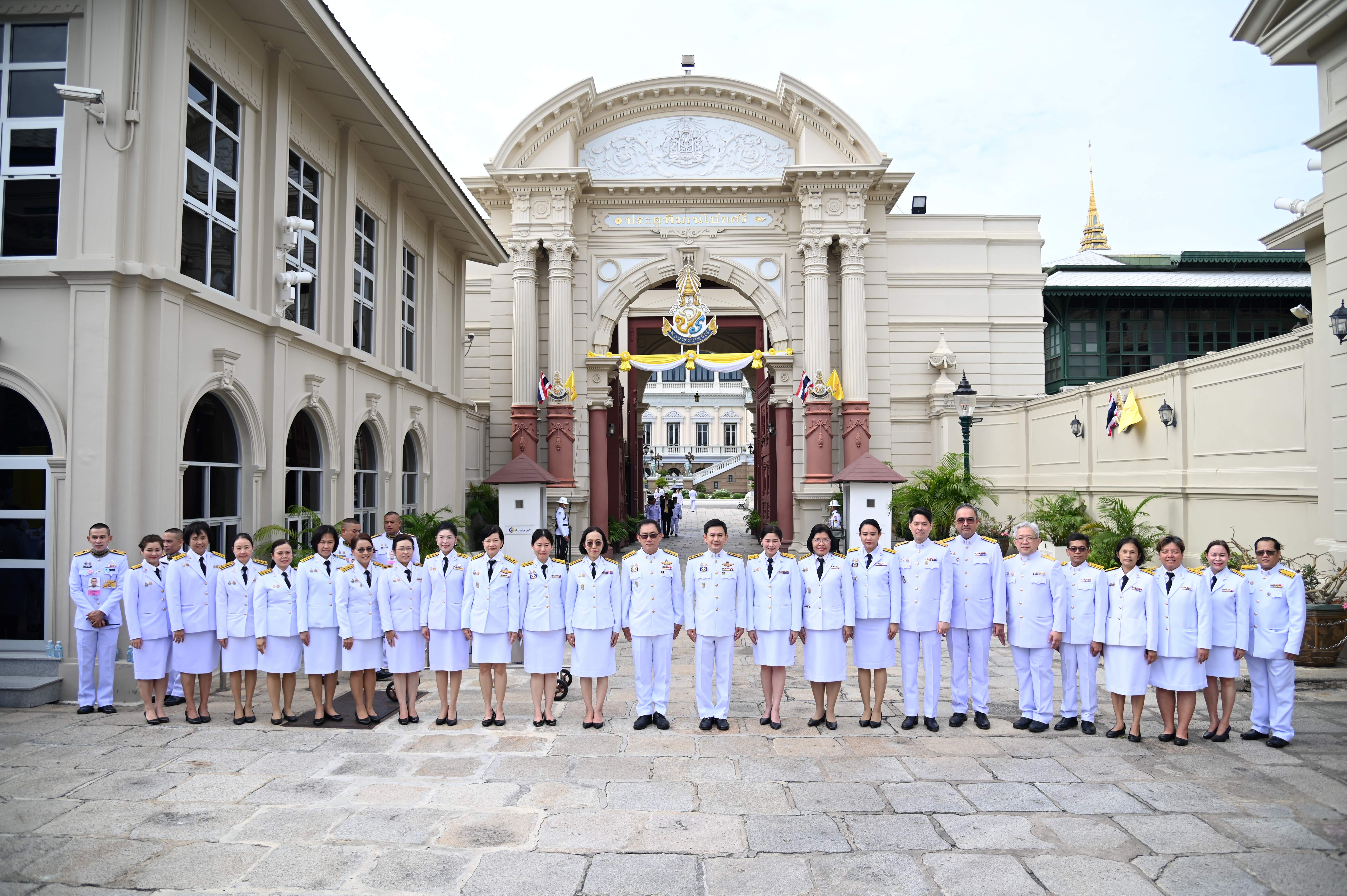 พิธีถวายสัตย์ปฏิญาณ เพื่อเป็นข้าราชการที่ดีและพลังของแผ่นดิน เนื่องในโอกาสวันเฉลิมพระชนมพรรษาพระบาทสมเด็จพระเจ้าอยู่หัว 28 กรกฎาคม 2568