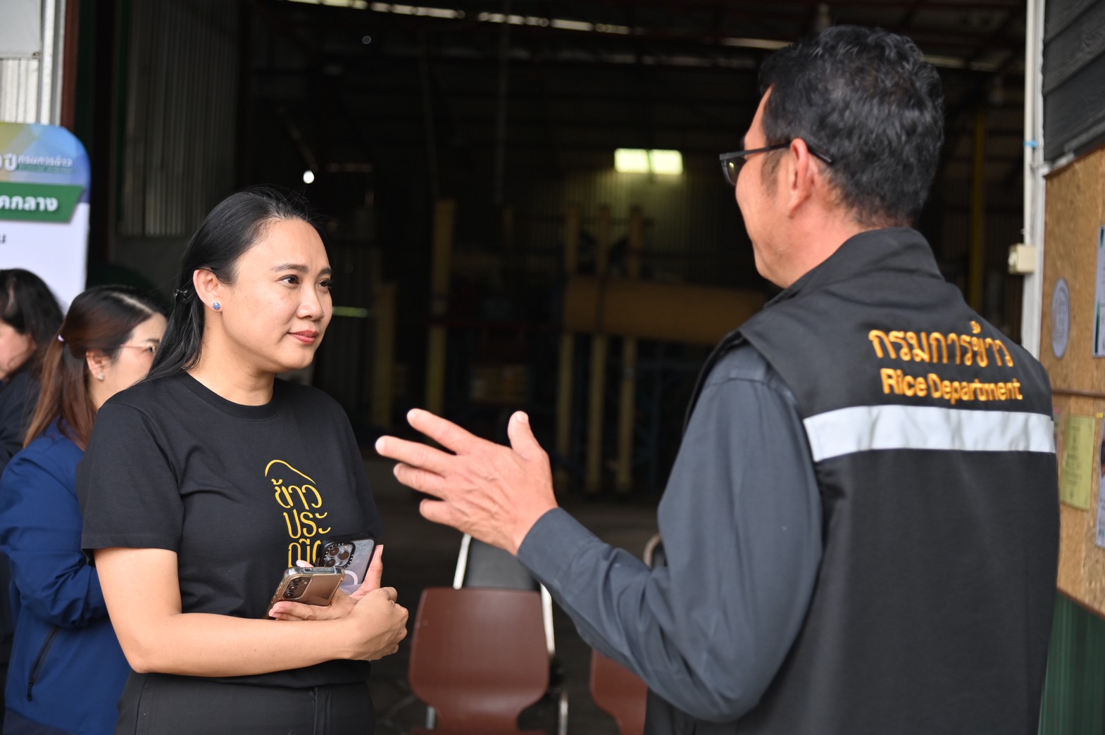 DIT สำรวจข้อมูลกลุ่มเกษตรกรข้าวประณีต พร้อมติดตามสถานการณ์ปริมาณและราคาปุ๋ยเคมี