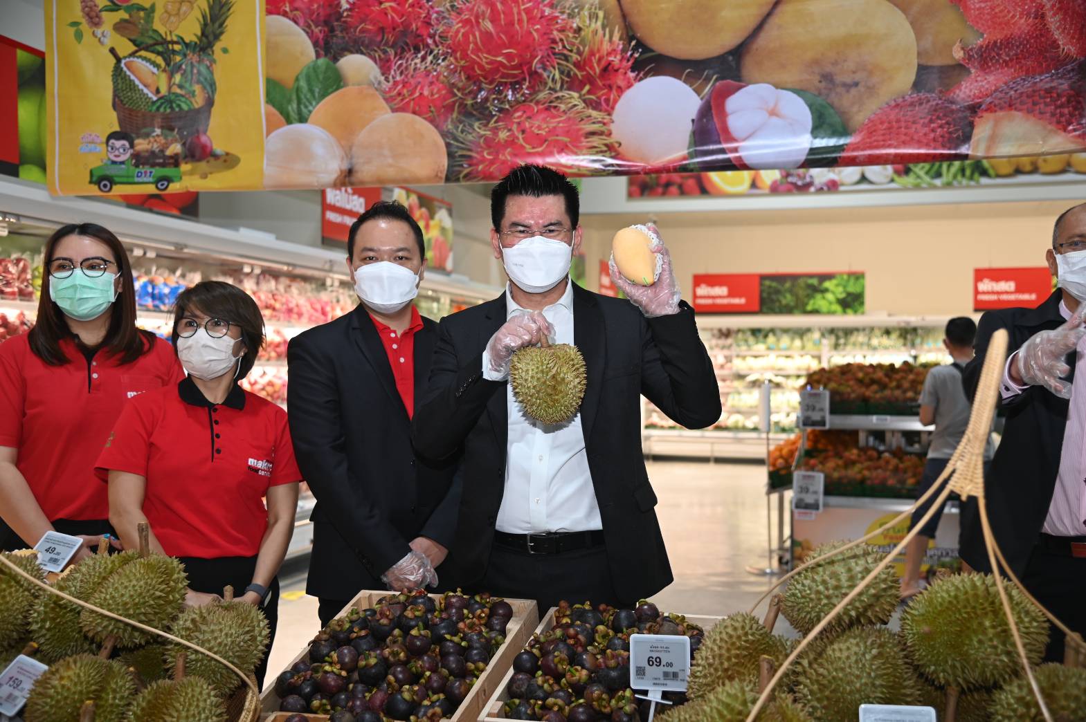 กรมการค้าภายในติดตามกิจกรรมในโครงการพาณิชย์ Fruit Festival 2022
