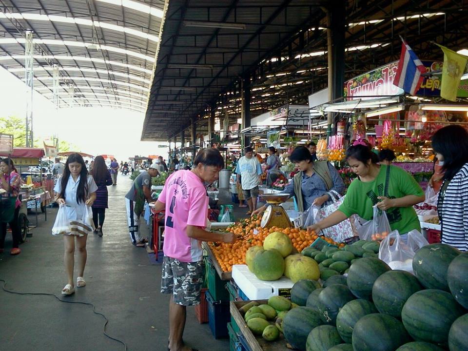 22706_ด้านหน้าตลาด.jpg