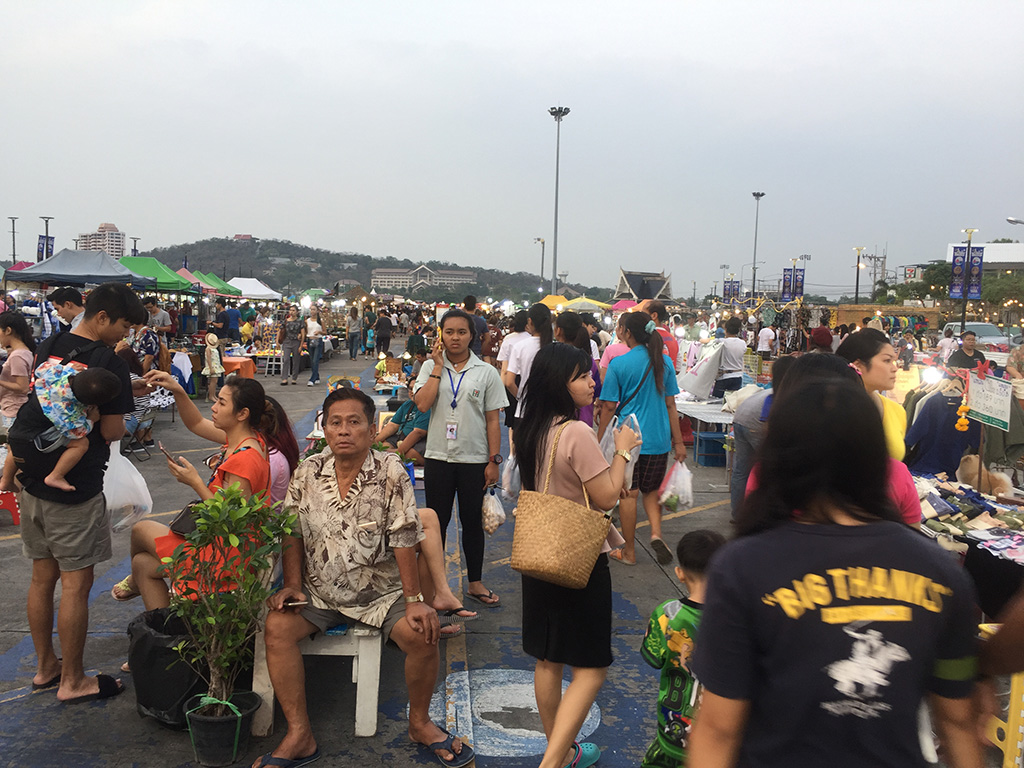 57326_บริเวณตลาด.JPG