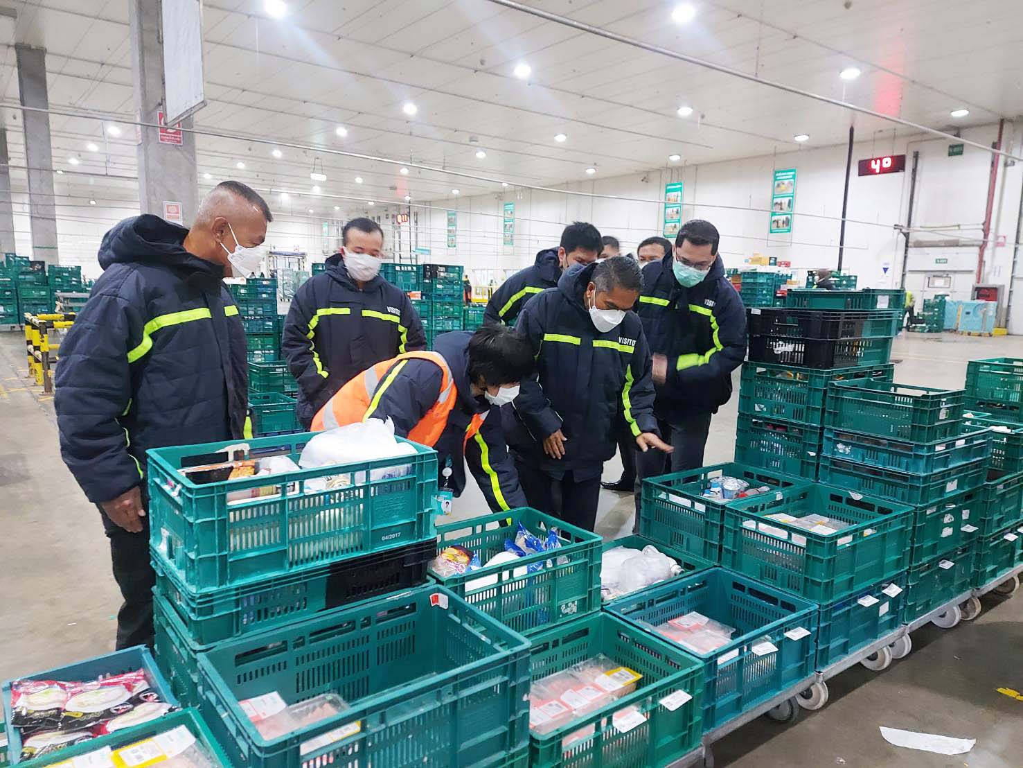 รองอธิบดีกรมการค้าภายใน ตรวจสอบภาวะราคาและปริมาณสุกร