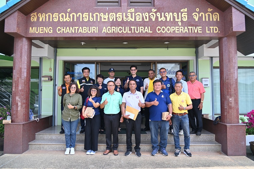 พาณิชย์แนะเกษตรกรรวมกลุ่มซื้อปุ๋ย “โครงการลดราคาปุ๋ยเพื่อเกษตรกร”