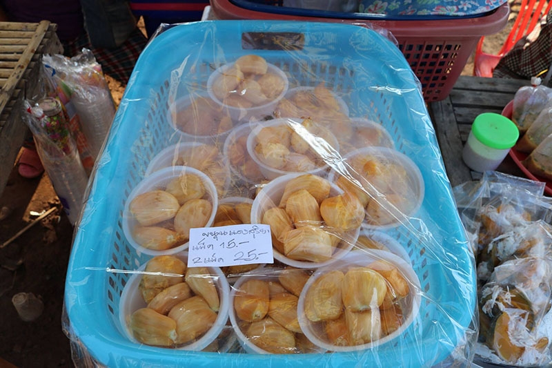 46077_ร้านขายขนุน.jpg