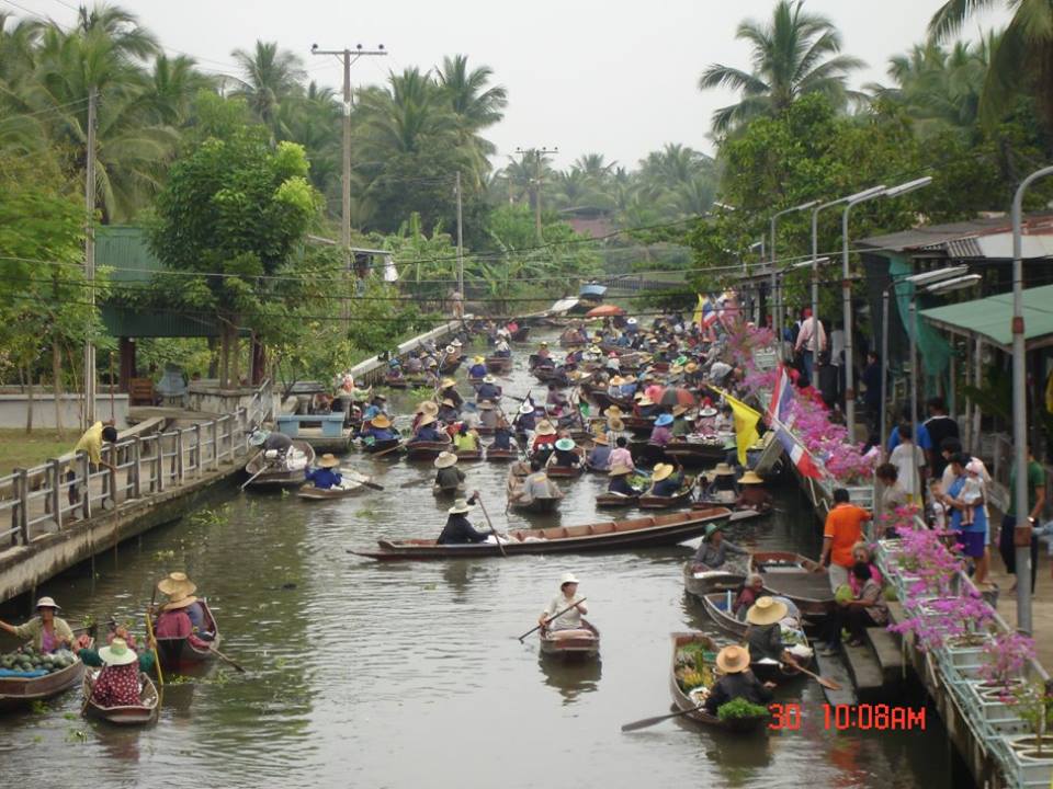 67825_บริเวณตลาด.jpg