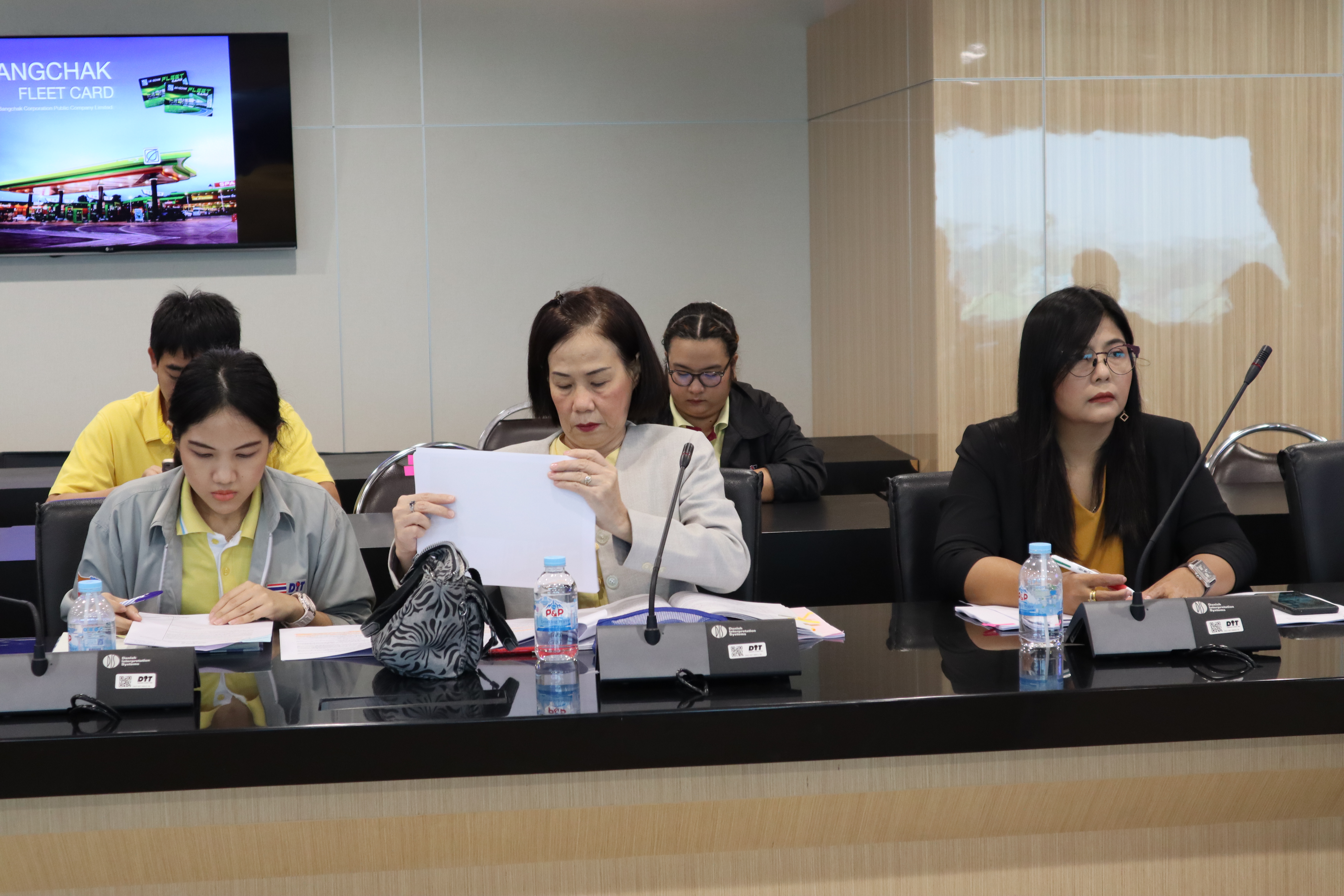รองอธิบดีประชุมบัตรฟลีทการ์ดพร้อมศูนย์และสำนักงานสาขาชั่งตวงวัด ผ่าน Video Conference