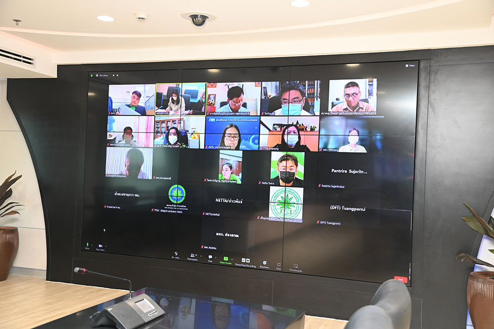 พาณิชย์เคาะ ราคาเกณฑ์กลางมันสำปะหลัง