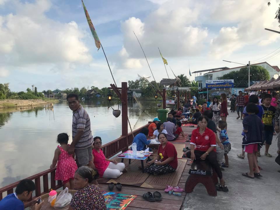 57024_บริเวณตลาด 2.jpg