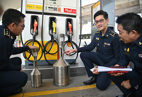 “พาณิชย์เข้ม” ตรวจปั๊มน้ำมันทั่วประเทศ ประชาชนมั่นใจ ช่วงหยุดยาวสงกรานต์ 2567