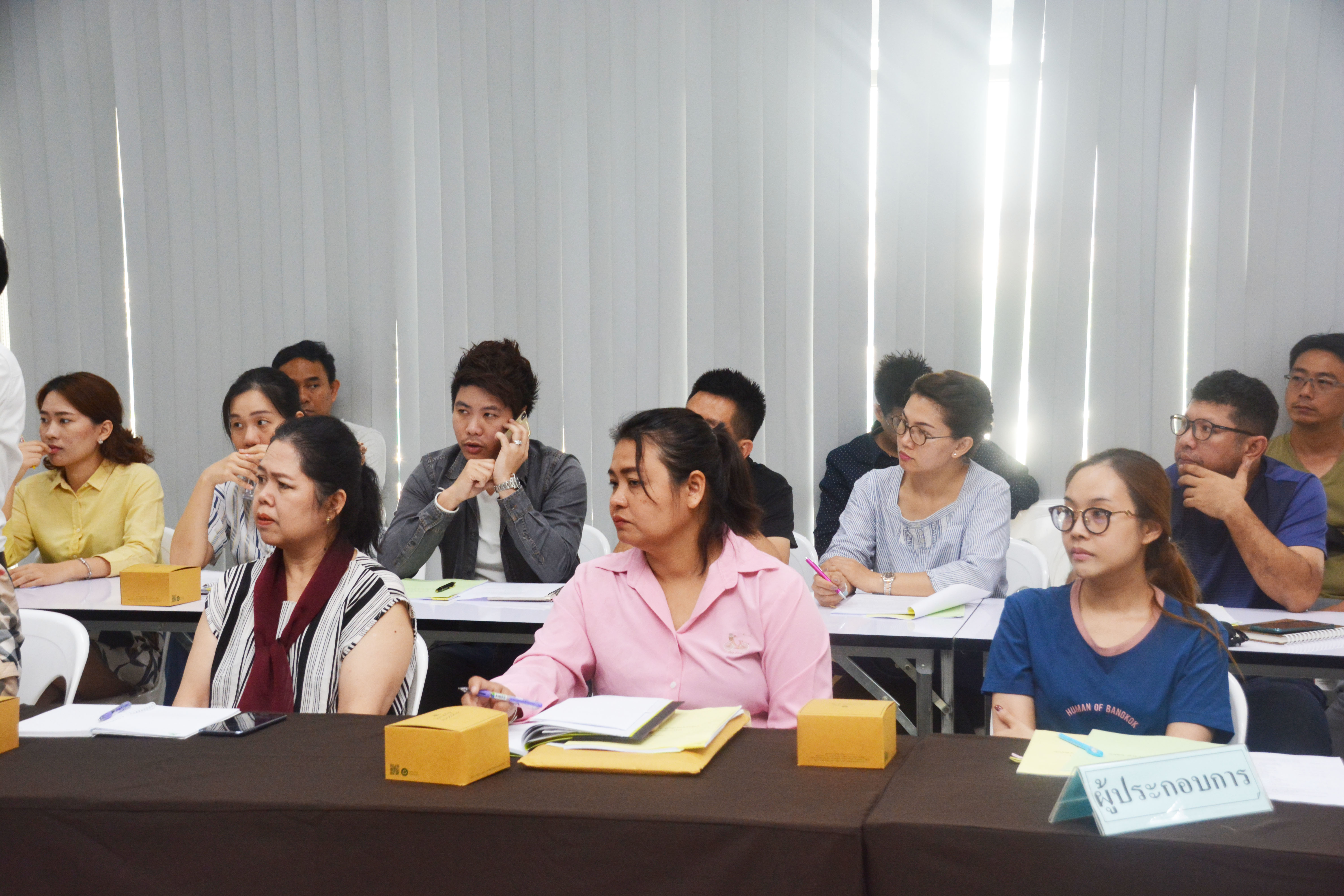 จัดประชุมชี้แจงผู้ประกอบการนำเข้ากระเทียม  ให้ทำตามความตกลง WTO เพื่อแก้ปัญหาราคากระเทียมตกต่ำ