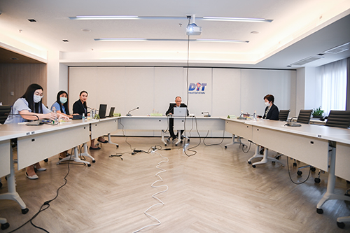 พาณิชย์ประชุมบริหารจัดการผลไม้