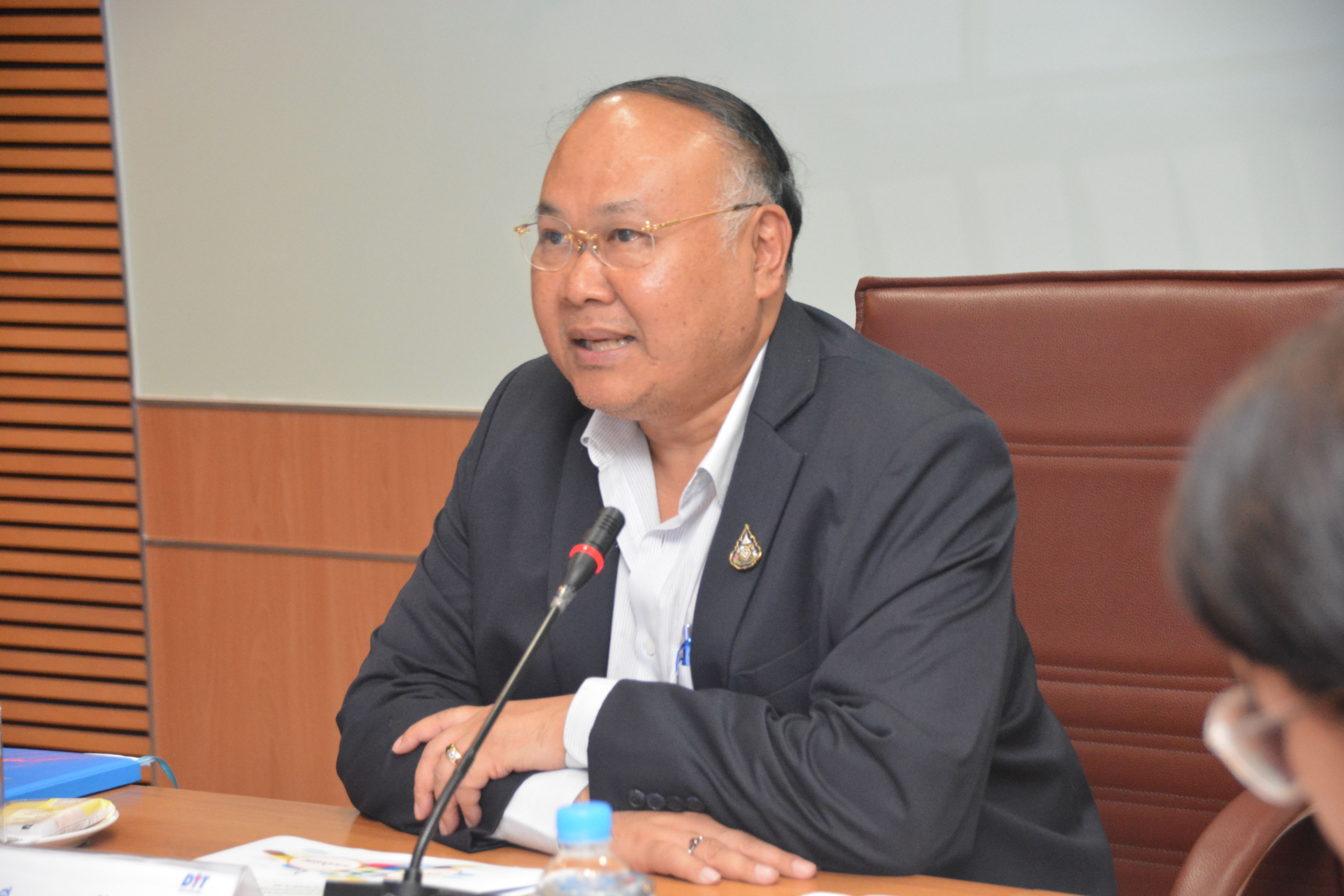 การประชุมแนวทางปฏิบัติในการรับเรื่องร้องเรียนเกี่ยวกับค่ารักษาพยาบาล