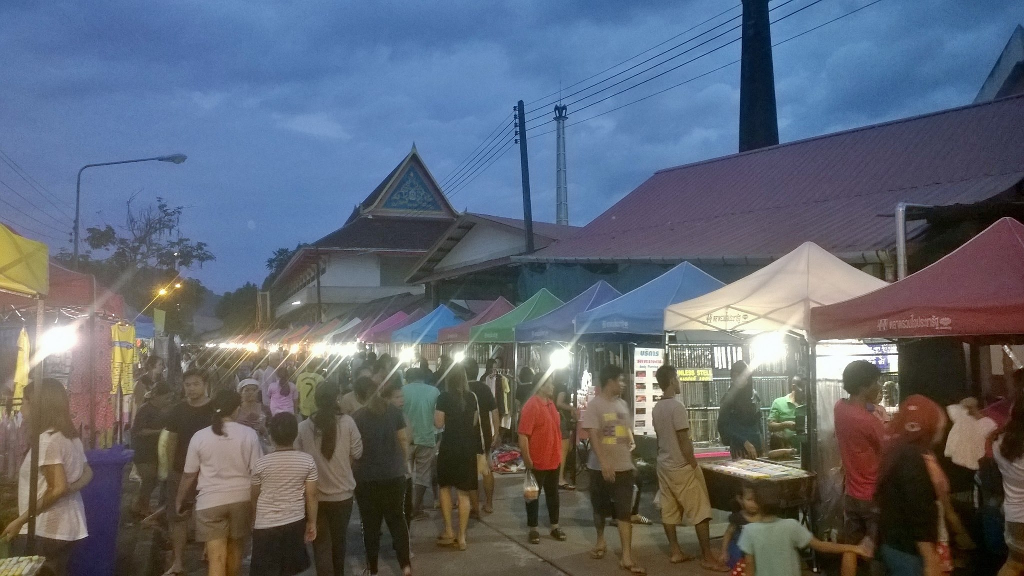 67614_บริเวณตลาด.jpg