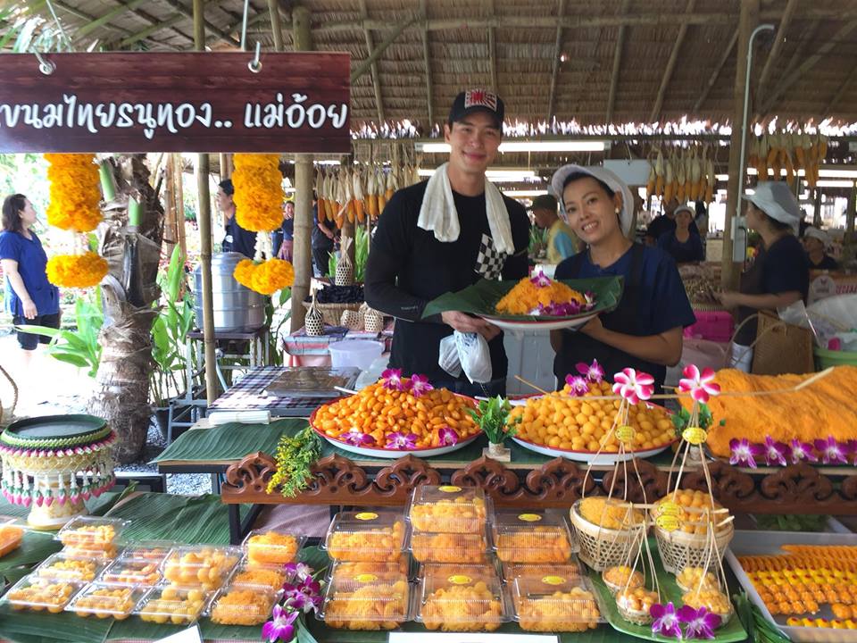 78271_แผงค้าขนมหวาน.jpg