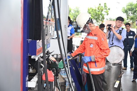 พาณิชย์ผลักดันให้เอกชน ร่วมเป็นหน่วยตรวจสถานีบริการน้ำมัน
