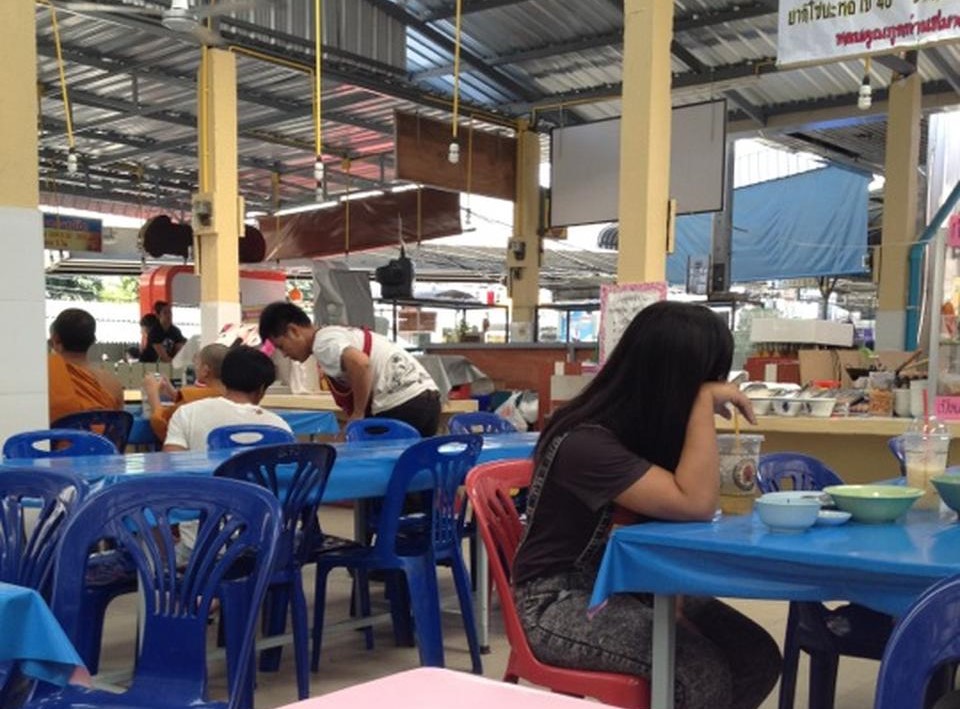 21817_ศูนย์อาหาร.jpg