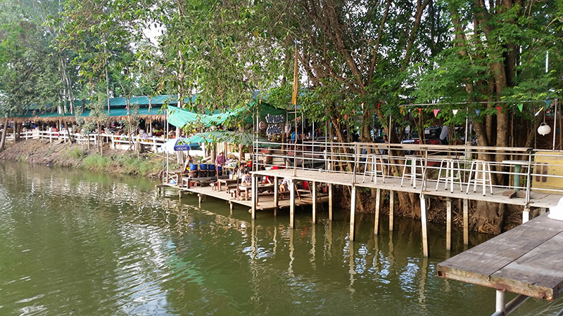 45388_ภาพวิว ตลาดอมยิ้ม.jpg