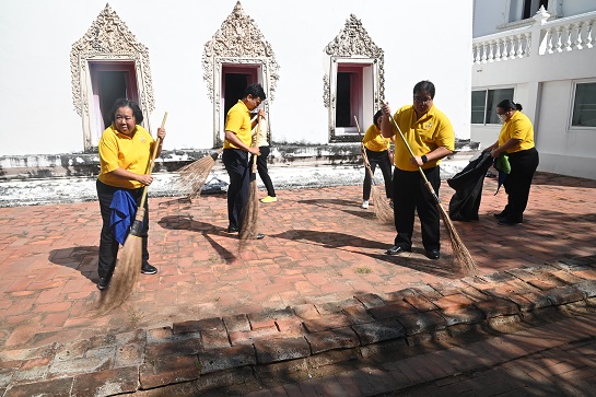 กรมการค้าภายใน ทำกิจกรรม “จิตอาสาพระราชทานส่งเสริมคุณธรรม จริยธรรม ทำความสะอาดวัด” 