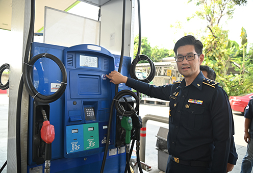 “พาณิชย์เข้ม” ตรวจปั๊มน้ำมันทั่วประเทศ ประชาชนมั่นใจ ช่วงหยุดยาวสงกรานต์ 2567