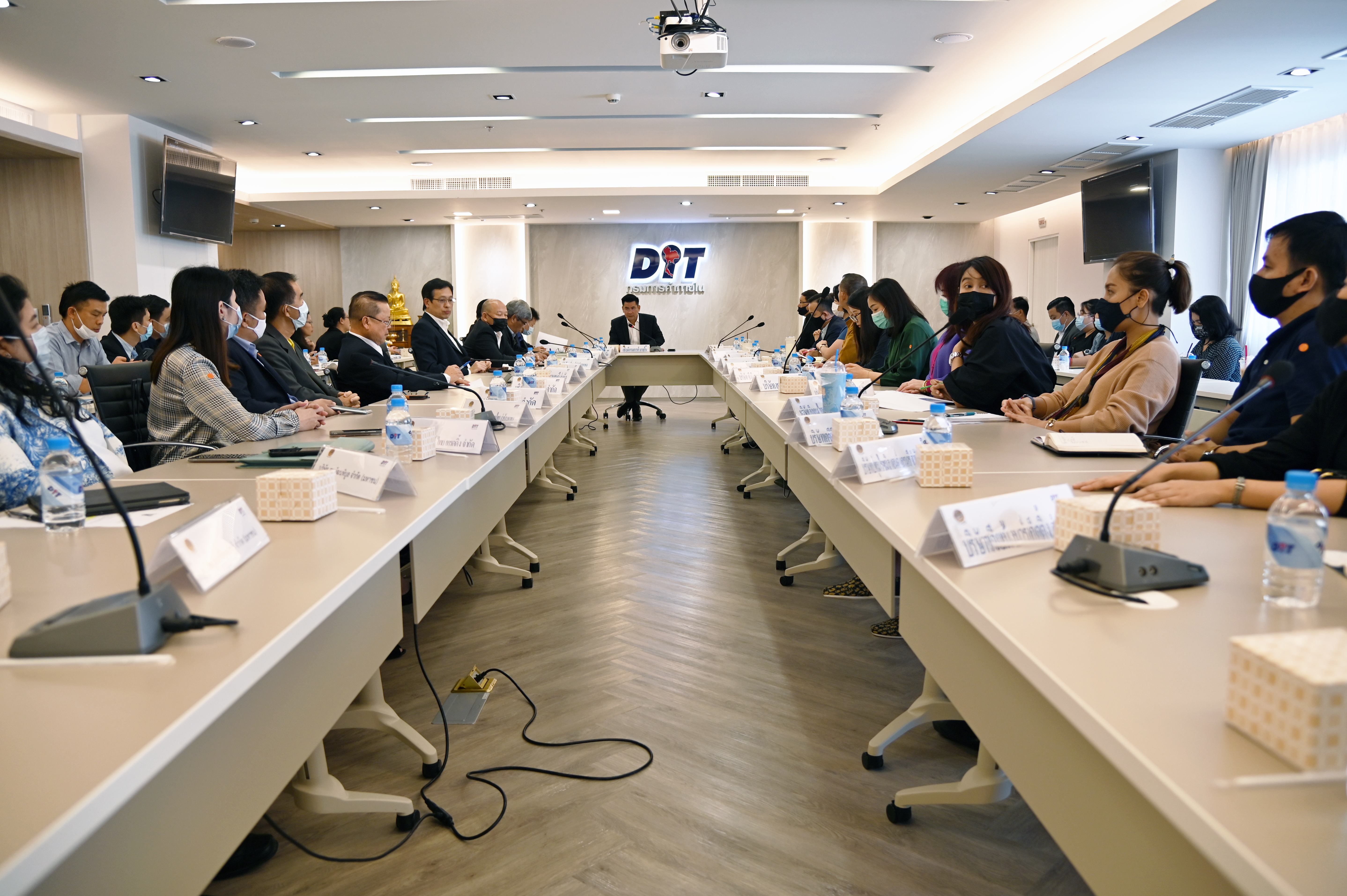 การประชุมหารือโครงการพาณิชย์ลดราคา! ช่วยประชาชน LOT 7