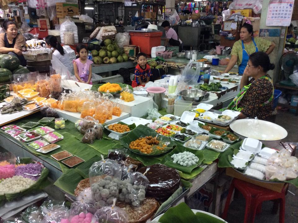 44876_แผงค้า ขนมหวาน.jpg