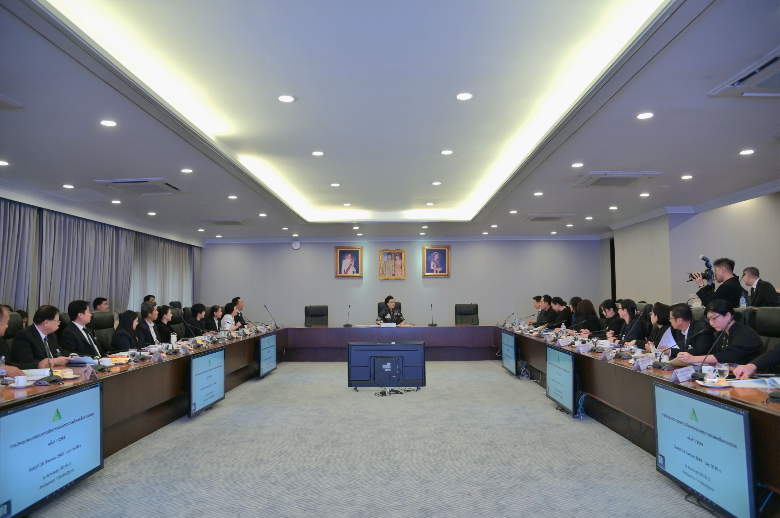 ข่าวเลขที่ 213/2569 “ศุภจี” วางกรอบใช้เงิน คชก. 2,000 ล้านบาท รับมือเอลนีโญ มุ่งรักษาราคา–พยุงรายได้เกษตรกรปี 2570 (28 สิงหาคม 2569)