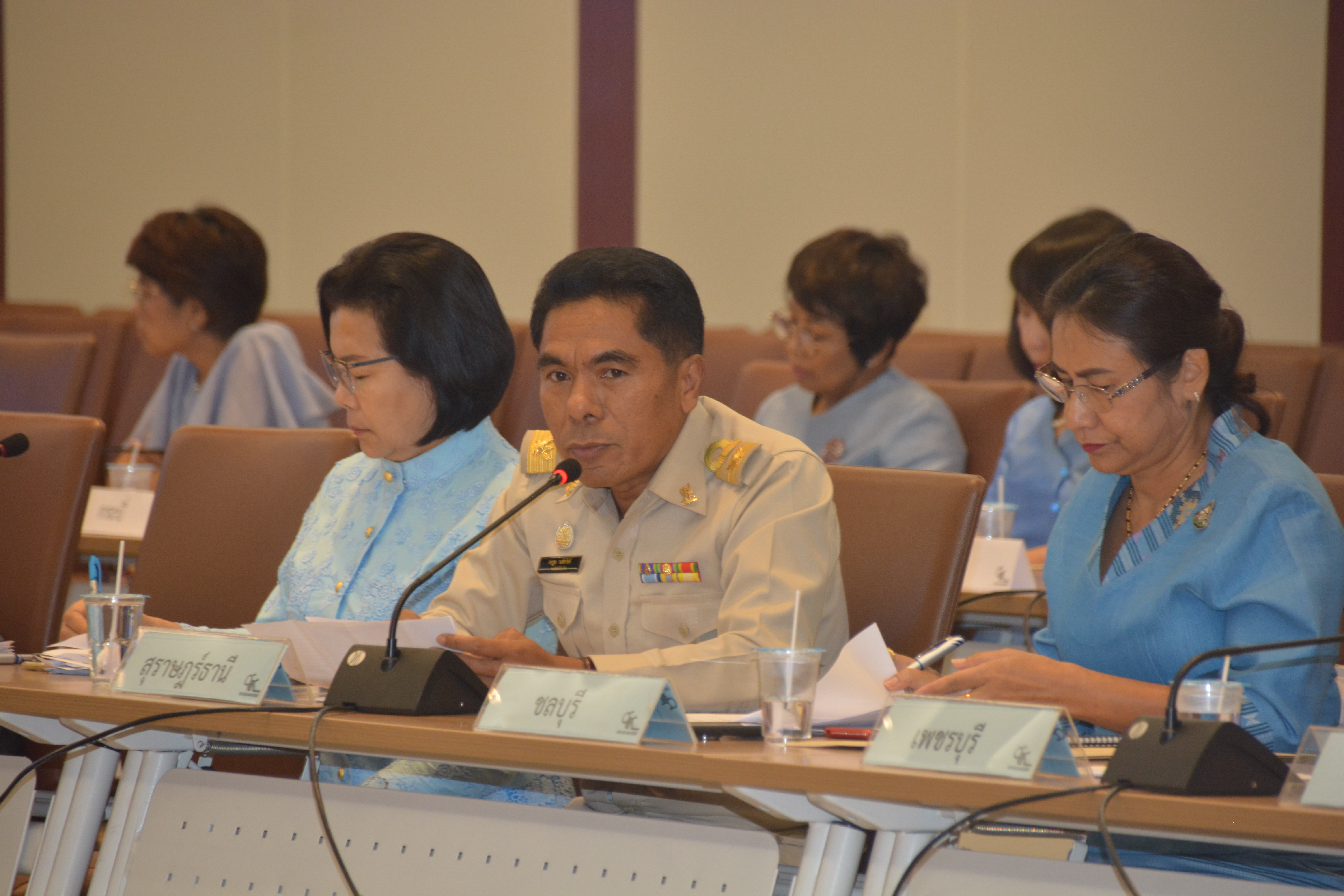 มอบแนวทางการบริหารงานและการดำเนินการตามนโยบายและภารกิจสำนักงานพาณิชย์จังหวัด ปีงบประมาณ 2563
