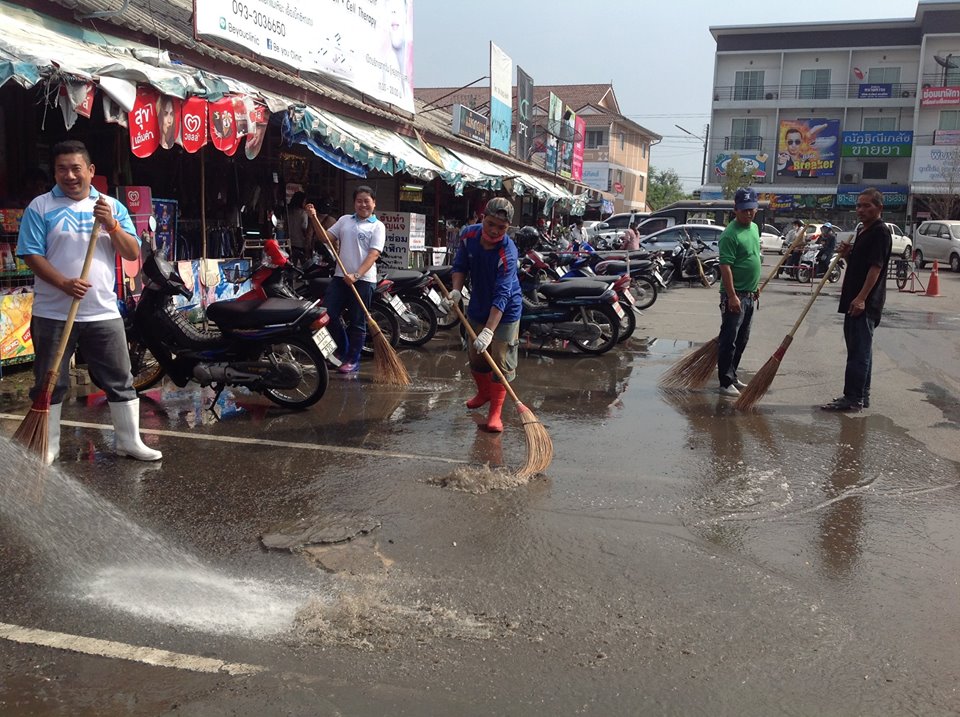 23293_ล้างตลาด.jpg