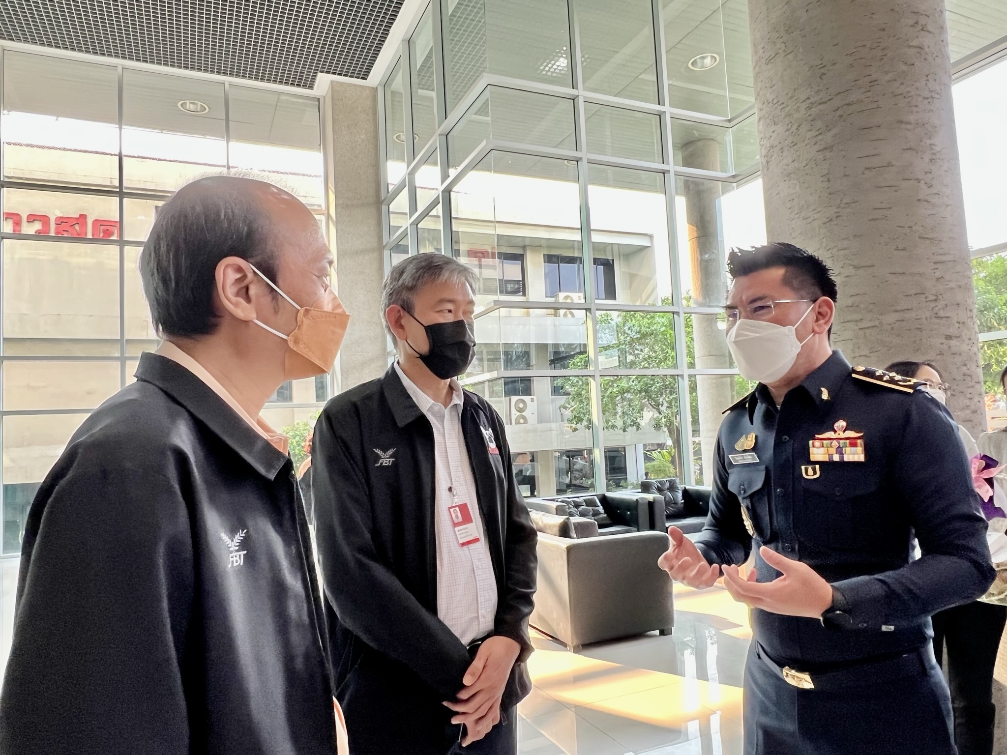 อธิบดีแสดงความยินดีกับหนังสือพิมพ์ข่าวสด