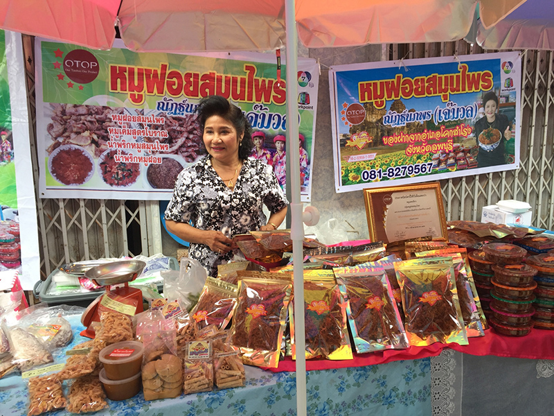 46508_แผงค้า ขนมหวาน.jpg