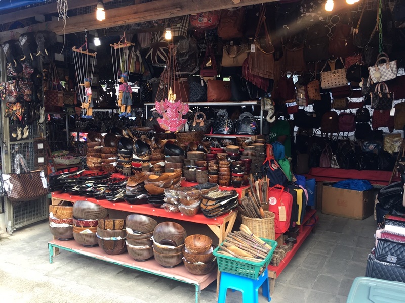 23121_สินค้าหัตถกรรม.jpg