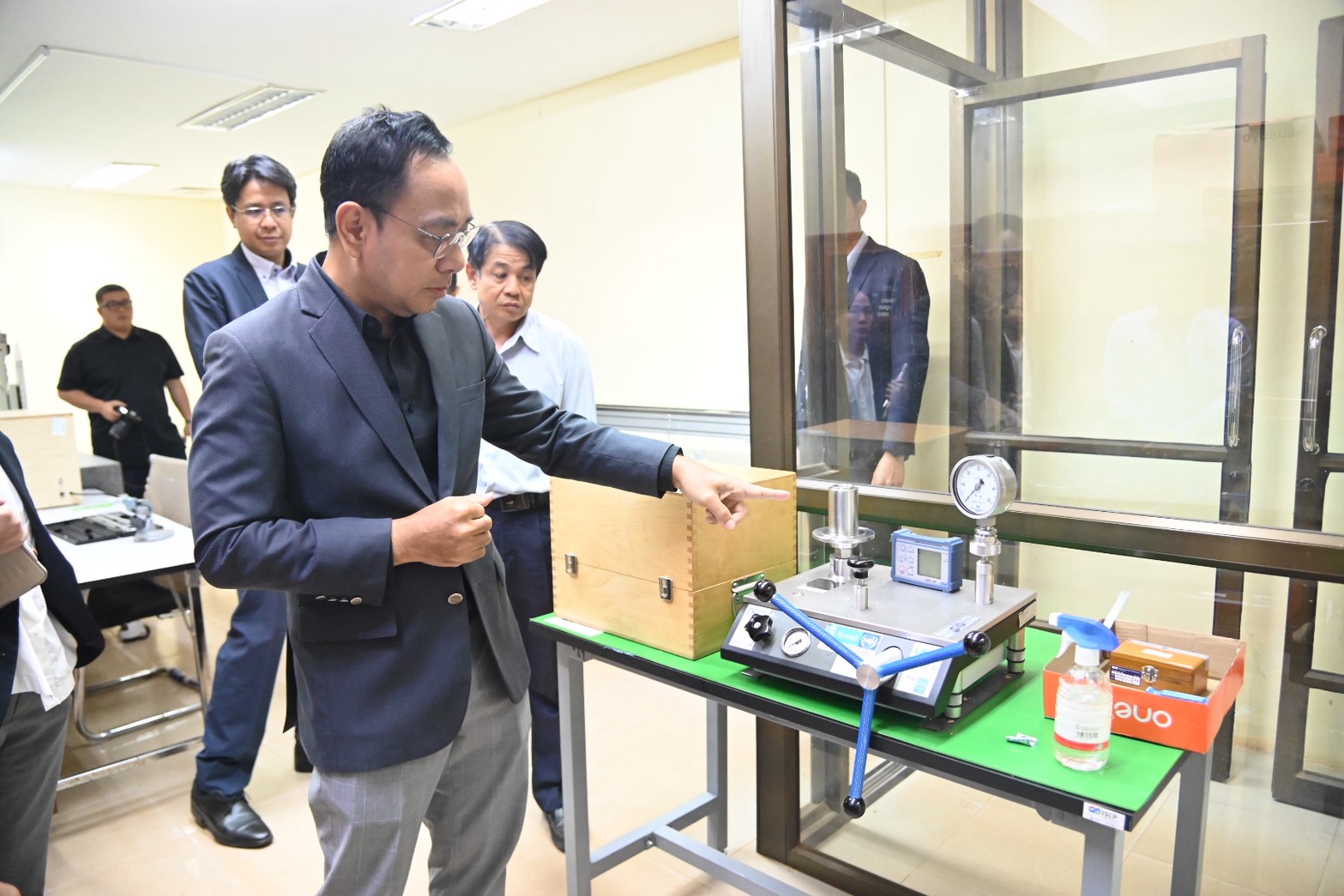 กรมการค้าภายใน ประชุมติดตามความคืบหน้าการดำเนินงาน ตามกรอบบันทึกความเข้าใจ MOU ด้านชั่งตวงวัดไทย-ลาว และหารือแลกเปลี่ยนด้านการค้ากับกรมการค้าภายในแห่ง สปป.ลาว